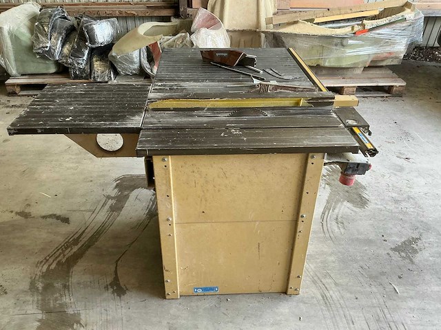 Scheppach zaagtafel - afzuigsysteem - ventilator - liftsysteem - afbeelding 34 van  40