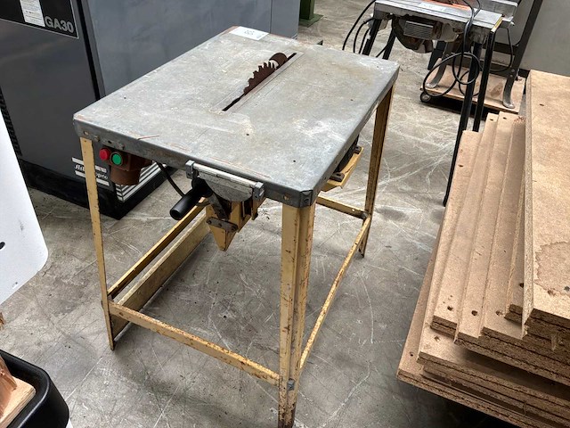 Scheppach zaagtafel - afbeelding 2 van  3
