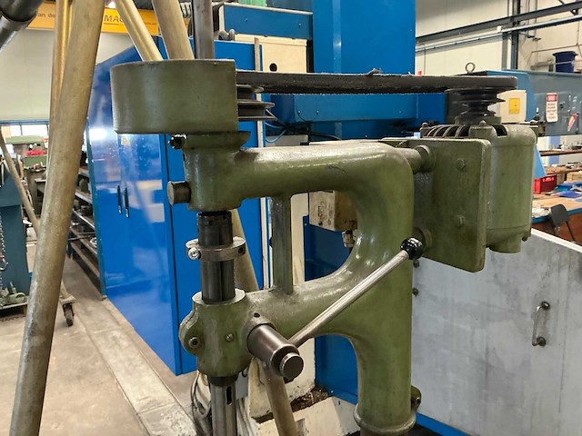 Schiele industriewerke km 15 iii kolomboormachine - afbeelding 3 van  16