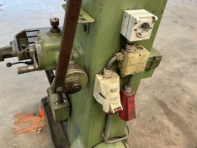 Schiele industriewerke km 15 iii kolomboormachine - afbeelding 5 van  16