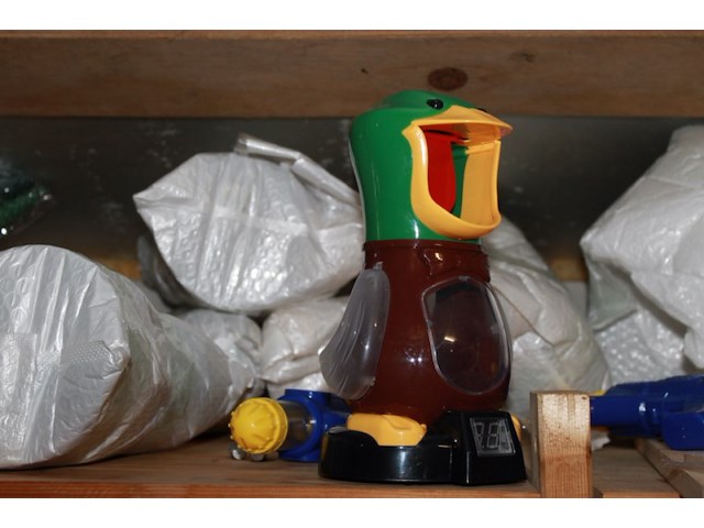 Schiet eend met softballen 1x loc h034 - afbeelding 1 van  3