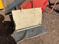 Schijvenmaaier met kneuzer - afbeelding 8 van  18