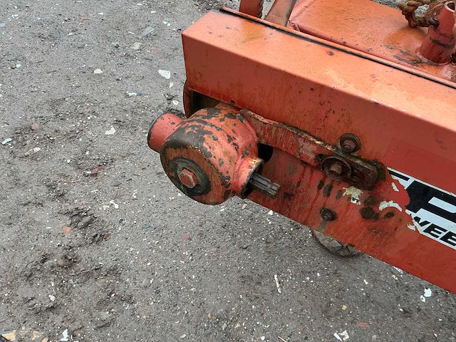 Schijvenmaaier met kneuzer - afbeelding 17 van  18