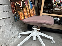 Schilderij, bureaustoel, decoratie ladder - afbeelding 5 van  6
