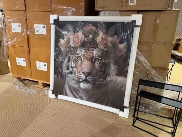 Schilderij gehard glas tijger bloemenkrans homebound - afbeelding 4 van  5