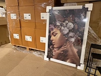 Schilderij gehard glas vrouw bloemenkrans, homebound - afbeelding 2 van  5