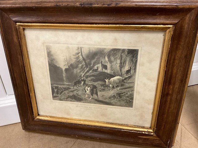 Schilderijen en spiegel - afbeelding 12 van  14