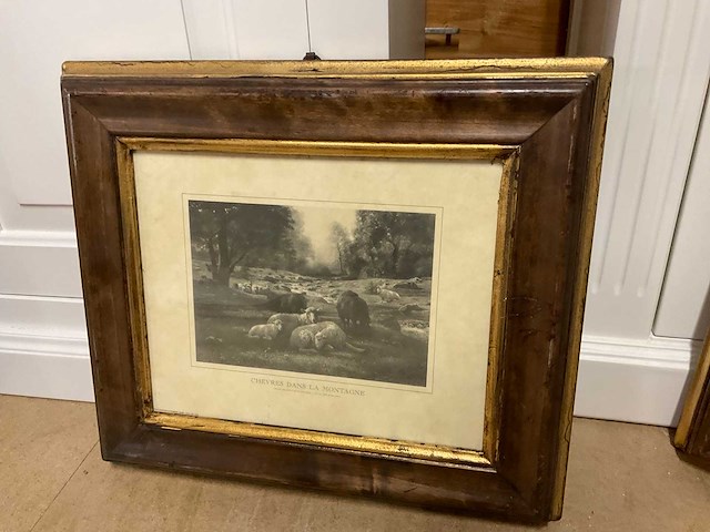 Schilderijen en spiegel - afbeelding 13 van  14