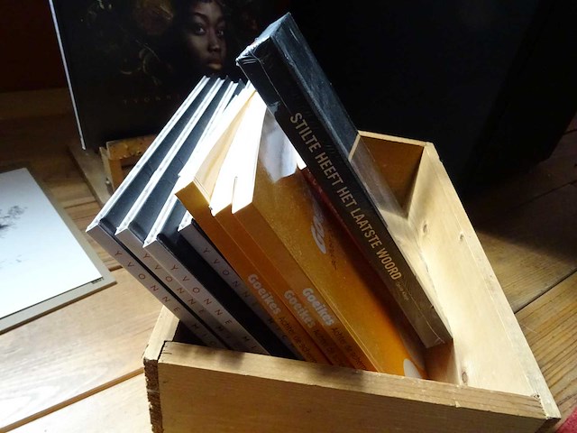 Schildersezel met 10 boeken - afbeelding 2 van  2