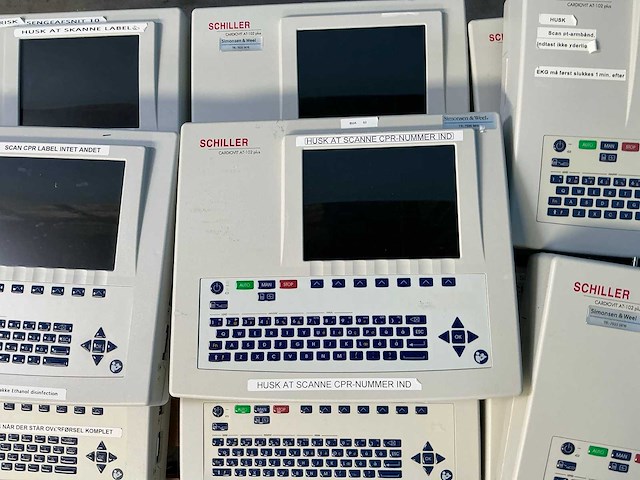 Schiller cardiovit at-102 plus elektrocardiograaf (12x) - afbeelding 3 van  4