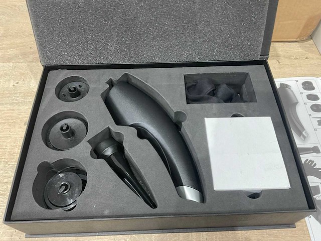 Schine - elektrische schoenen poetsapparaat (170x) - afbeelding 4 van  6