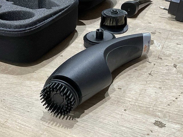 Schine - elektrische schoenen poetsapparaat (240x) - afbeelding 4 van  8