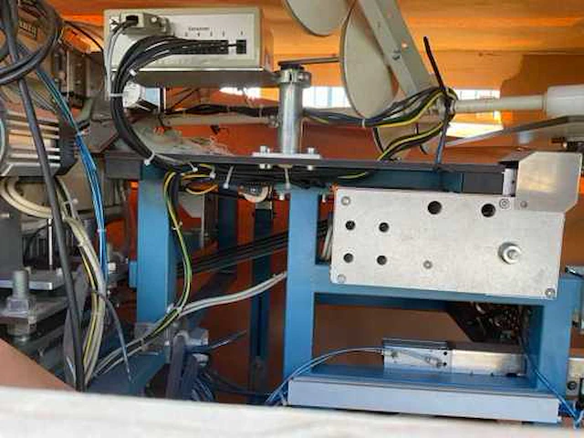 Schips hs c9k 2-naalds plooizoomautomaat - afbeelding 11 van  27