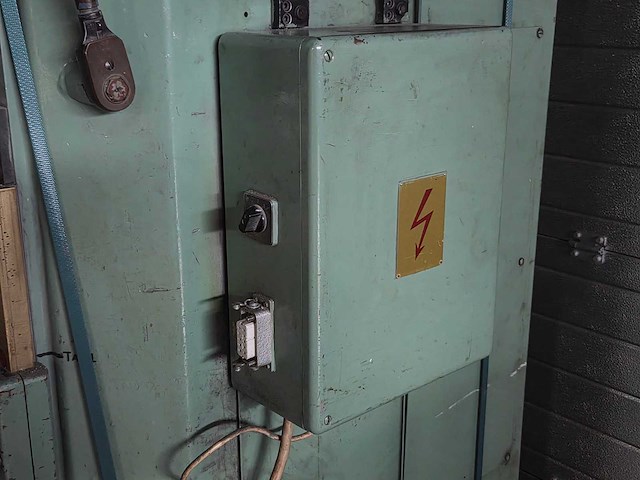 Schlatter - 1985 - ps 130j - puntlasmachine - afbeelding 17 van  28