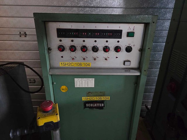 Schlatter - 1985 - ps 130j - puntlasmachine - afbeelding 23 van  28