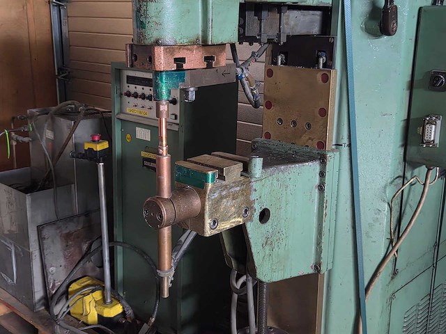 Schlatter - 1985 - ps 130j - puntlasmachine - afbeelding 9 van  28