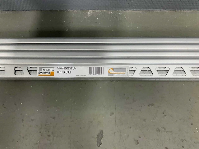 Schluter systems - ro125ae/300 alu rondec bruut mat - profiel 33 m1 (11x) - afbeelding 3 van  3