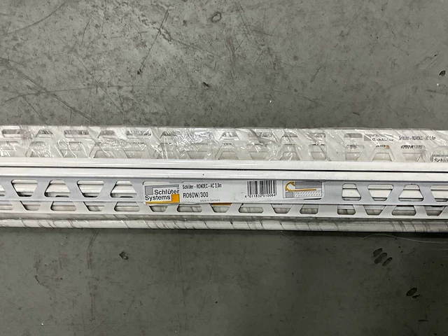 Schluter systems - rondec-ac r060w/300 - profiel 72 m1 (24x) - afbeelding 3 van  4