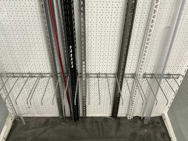 Schlüter systems profielen display met inhoud - afbeelding 2 van  3