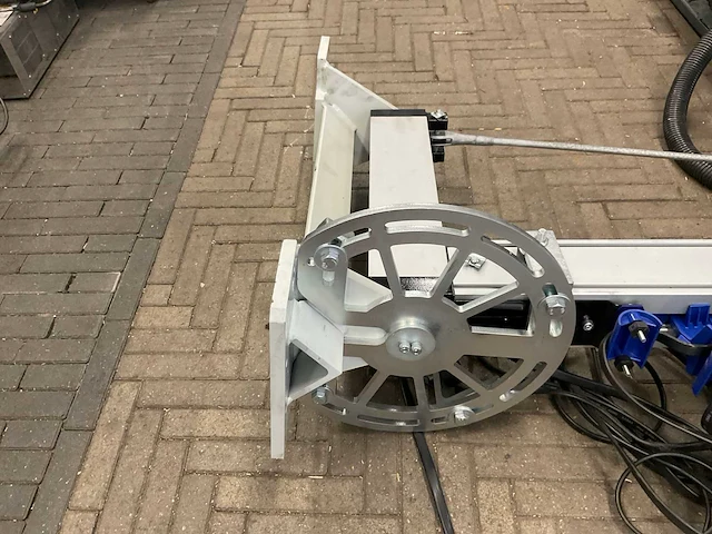 Schmalz - 2019 - aluminium werkplaatskraan met elektrische takel - afbeelding 2 van  8