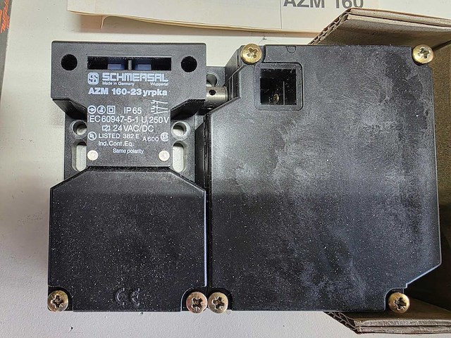 Schmersal - azm 160-23 yrpka - electronics - afbeelding 2 van  3