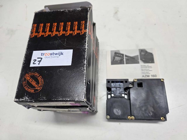 Schmersal - azm 160-23 yrpka - various installation materials - afbeelding 1 van  3