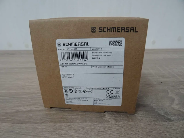 Schmersal - azm 170-02zrka 24vac/dc - veiligheidsvergrendeling - afbeelding 2 van  2