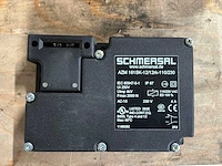Schmersal azm 161sk-12/12rk-110/230 schakelaar