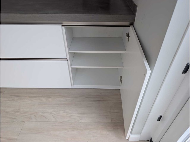 Schmidt - keuken met apparatuur - afbeelding 29 van  32