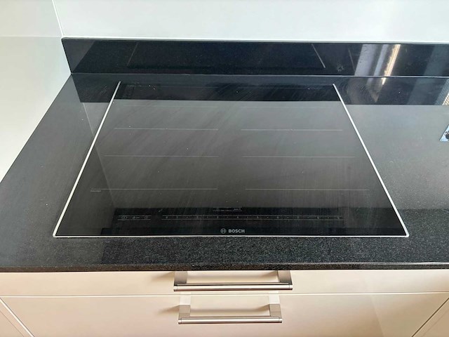 Schmidt - keuken met bosch apparatuur - afbeelding 5 van  18