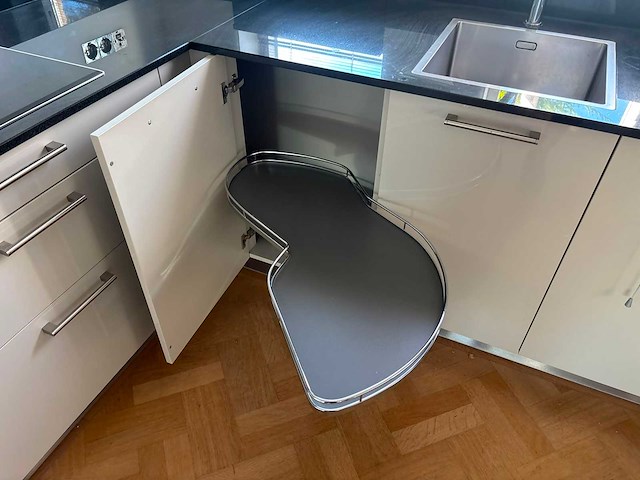 Schmidt - keuken met bosch apparatuur - afbeelding 14 van  25