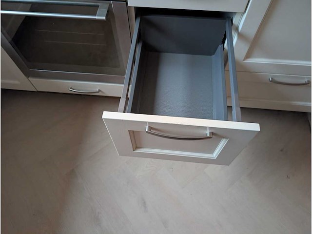 Schmidt - keuken met pelgrim apparatuur - afbeelding 8 van  27