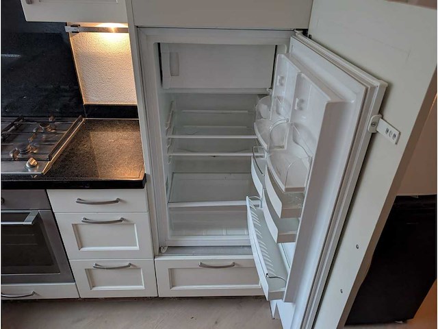 Schmidt - keuken met pelgrim apparatuur - afbeelding 14 van  27