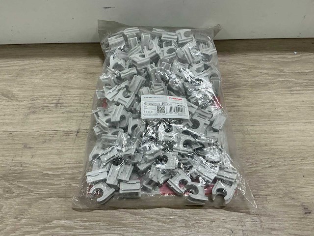 Schnabel kabelbuisklem 16mm (200x) - afbeelding 1 van  2