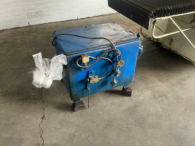 Schneider - joh2 - surface grinding machine - afbeelding 5 van  16