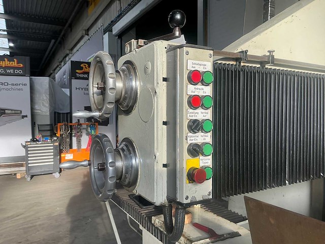 Schneider - joh2 - surface grinding machine - afbeelding 14 van  14