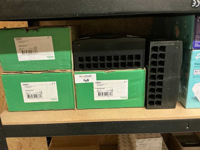 Schneider 10881 groepenverdeler (5x) - afbeelding 2 van  4