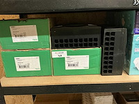 Schneider 10881 groepenverdeler (5x) - afbeelding 2 van  4