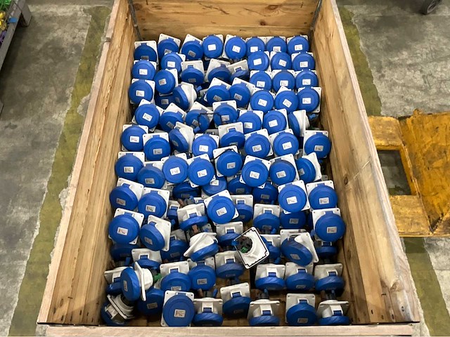 Schneider diverse stekkers - afbeelding 1 van  3