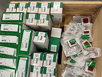 Schneider electric - partij altira installatiemateriaal en bekabeling - afbeelding 3 van  8
