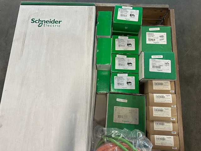 Schneider electric - partij componenten & toebehoren - afbeelding 4 van  9