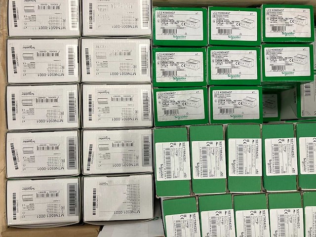 Schneider electric - partij diverse componenten incl. lv429072 trip unit - afbeelding 5 van  8