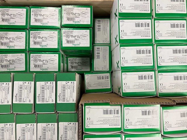 Schneider electric - partij diverse componenten incl. lv429072 trip unit - afbeelding 6 van  8