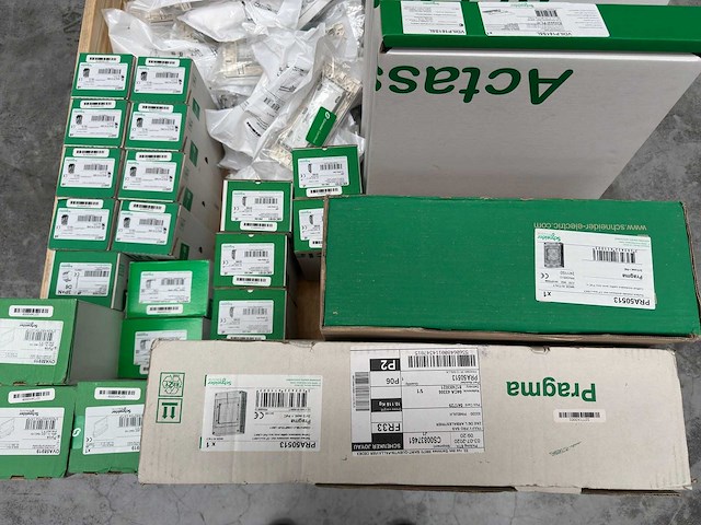 Schneider electric - partij diverse installatiematerialen - afbeelding 2 van  8
