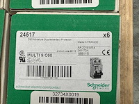 Schneider electric - partij diverse installatiematerialen - afbeelding 8 van  8