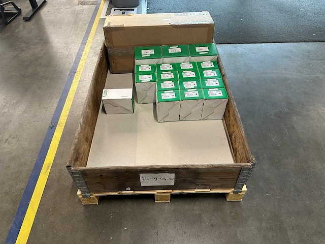 Schneider electric - partij elektronica & signaalmodules en tripunits - afbeelding 1 van  6