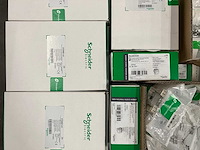 Schneider electric - partij installatiemateriaal & componenten & electronica - afbeelding 8 van  8