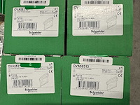Schneider electric - partij installatiemateriaal, noodverlichting en databekabeling & electronica - afbeelding 2 van  8