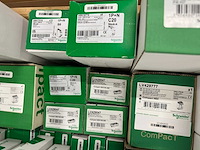 Schneider electric - partij installatiemateriaal, noodverlichting en databekabeling & electronica - afbeelding 4 van  8