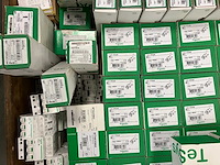 Schneider electric - partij installatiemateriaal & schakelcomponenten & electronica - afbeelding 7 van  8